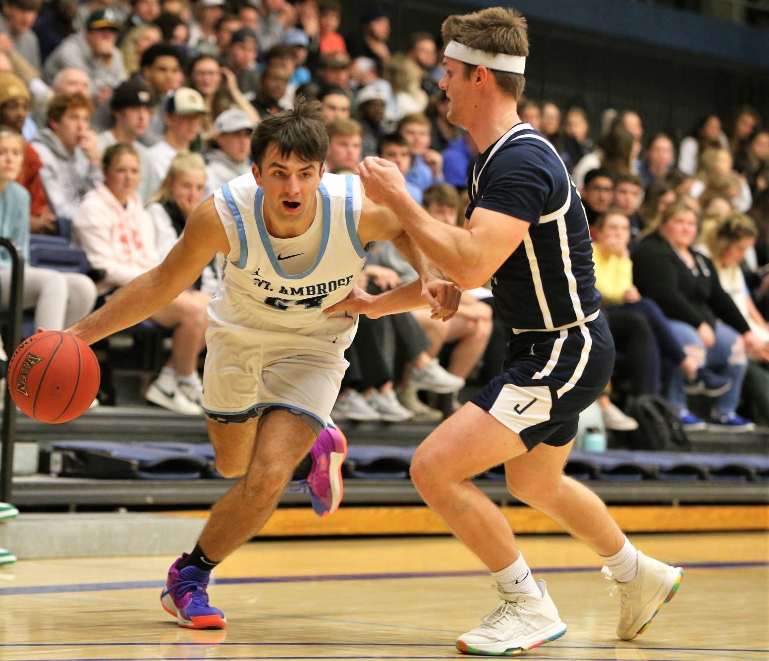 111021-qc-spt-sau judson mens bball33.jpg